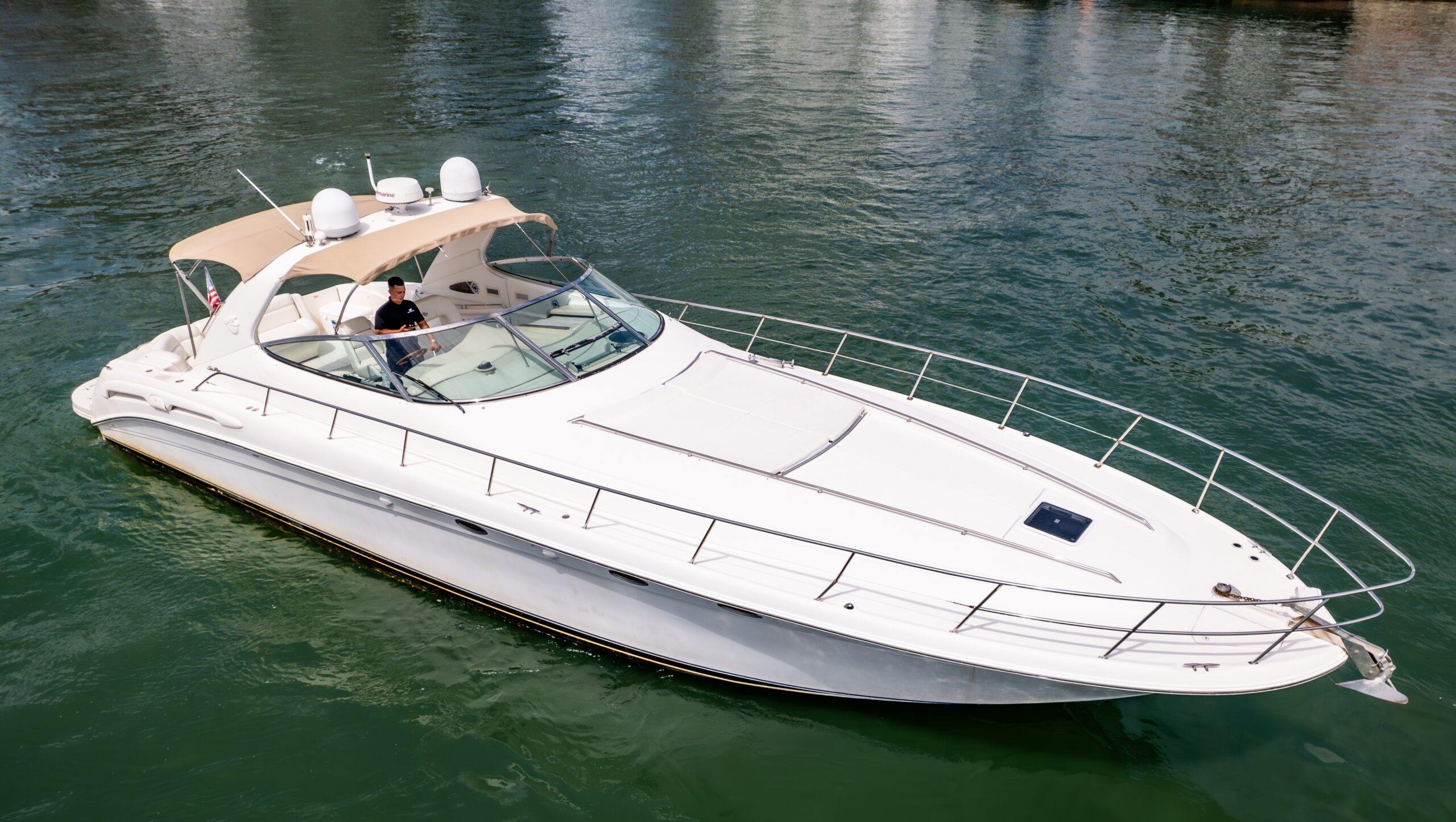 Sea Ray 65